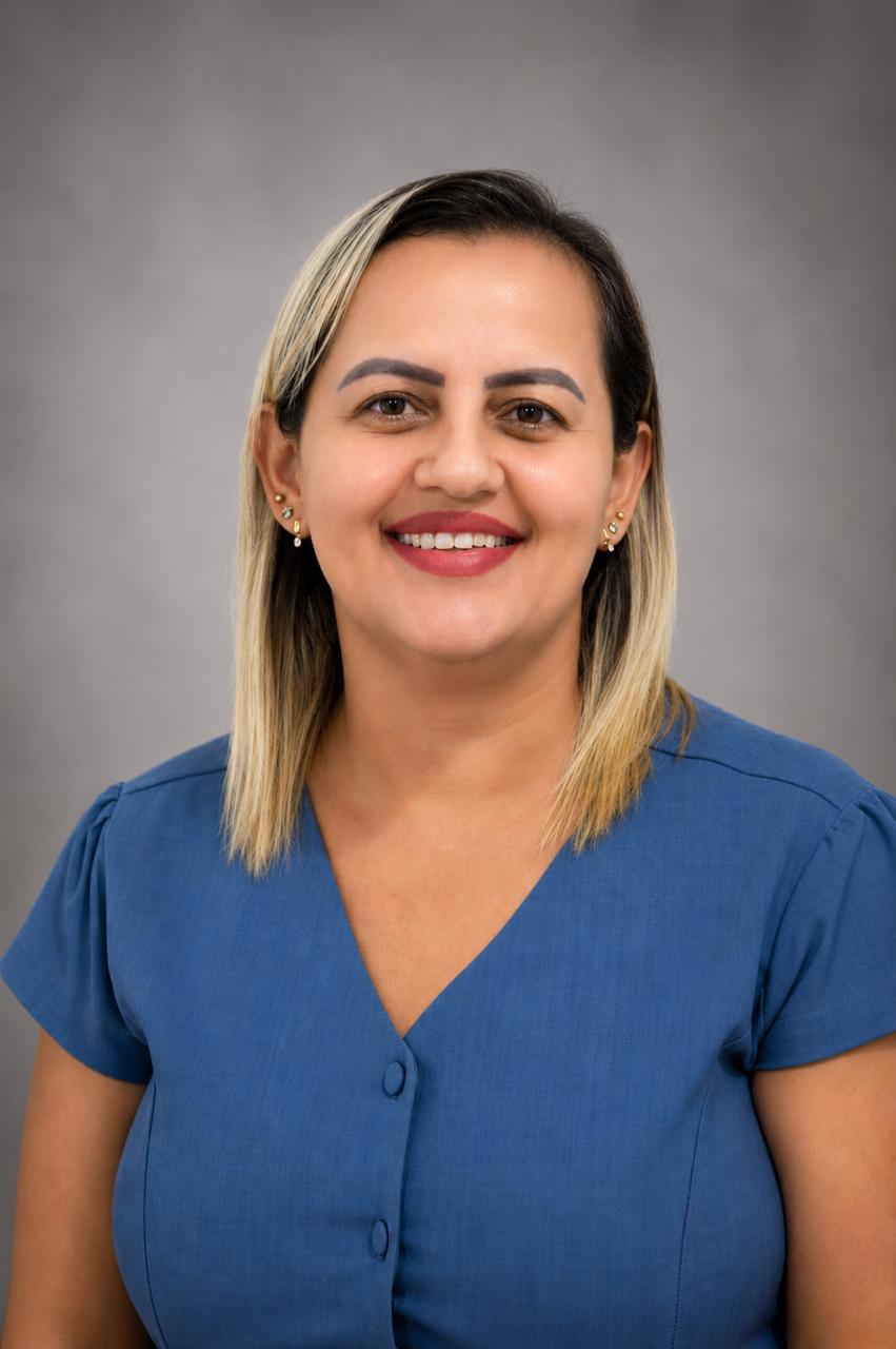 ADRIANA ALCÂNTARA RAFAEL - COORDENADORA DE BENEFICIOS